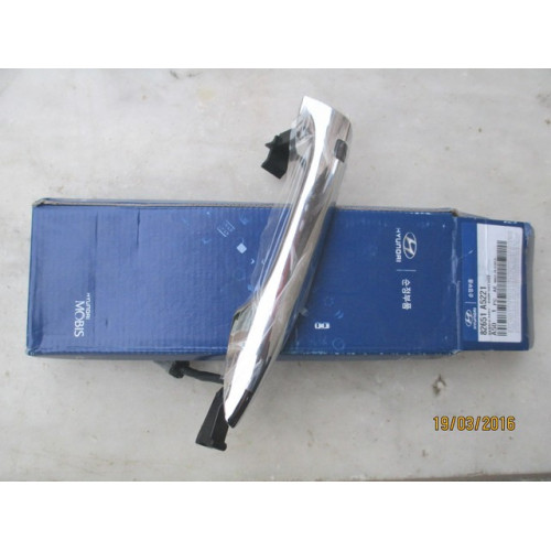 KAPI KOLU ELEKTRİK KUMANDA BUTONLU DIŞ ÖN SOL HYUNDAİ İ30 2012-2016 KROM